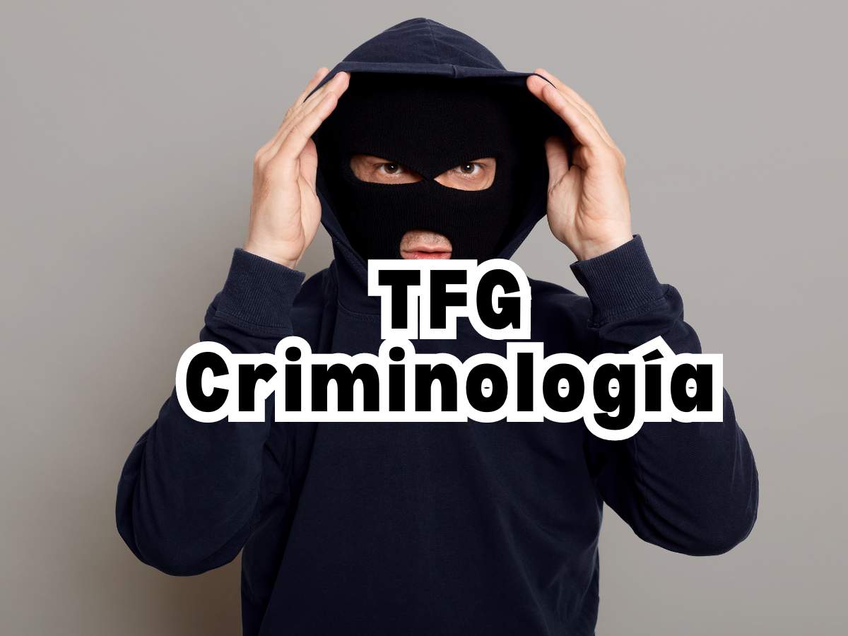 Estudiante encapuchado representando estudios de criminología en TFG